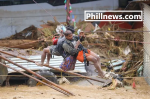 People 'jump from roof to roof' as Floods Kill 148 in Nepal